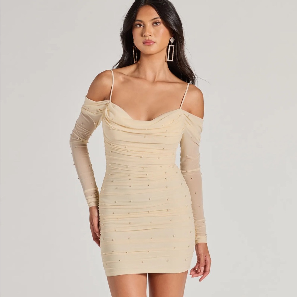 Talia Pearl Mesh Cold Shoulder Mini Dress NEW 🏷️